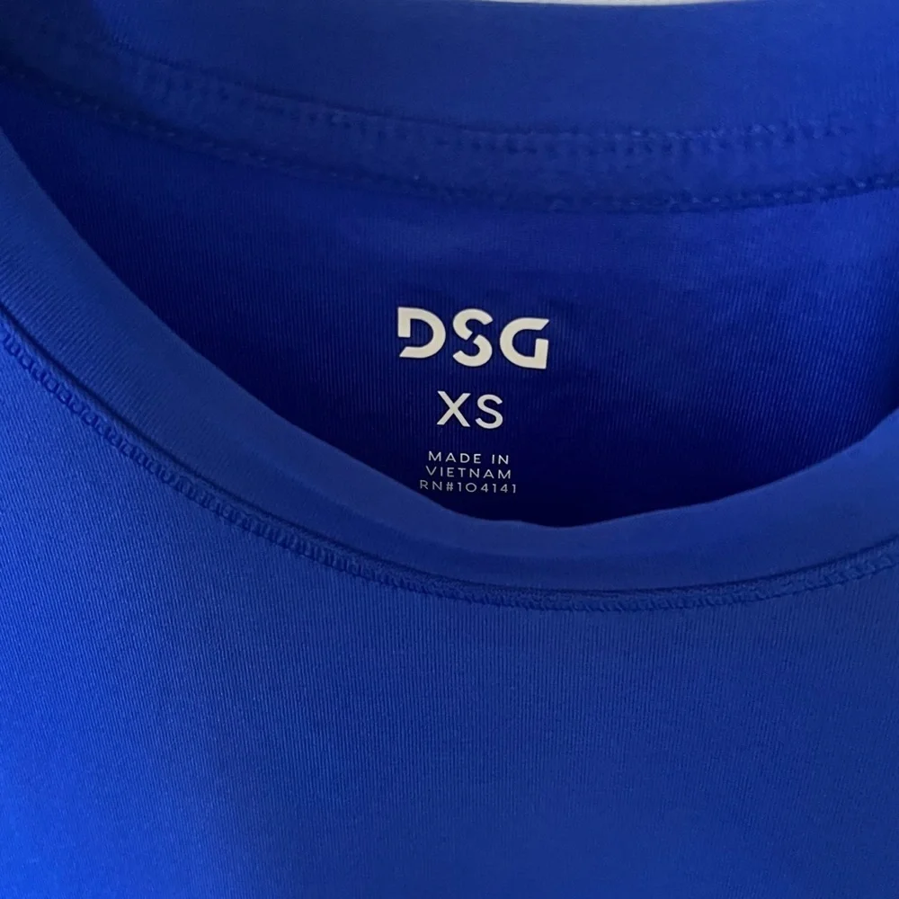DSG lightweight long sleeve top - Picture 4 of 6